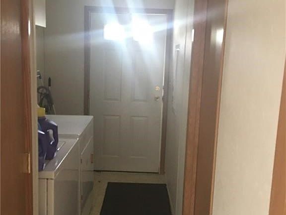 5th image of 4288 Canalside Dr
