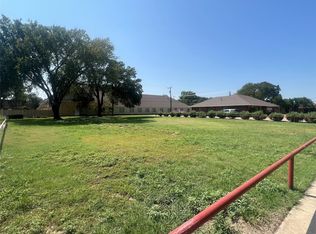 509 S Main St, Mc Gregor, TX 76657