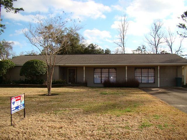 1st image of 5895 Honeysuckle Dr