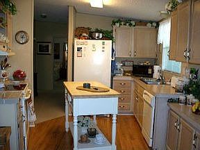 3rd image of 4120 Foxwood Trl