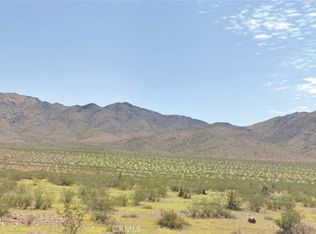 17900 Johnson Dr, Lucerne Valley, CA 92356