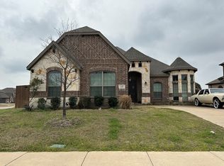 132 Quail Run Rd, Red Oak, TX 75154