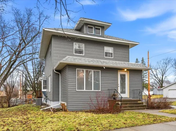 1060 Franklin St, Baldwin, WI 54002