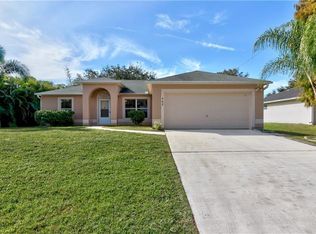 562 Agnes St, Sebastian, FL 32958