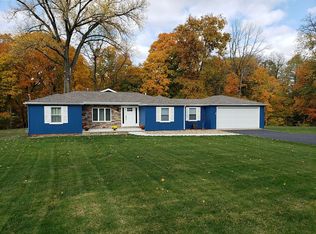 1005 W Raven Rd, Peoria, IL 61615