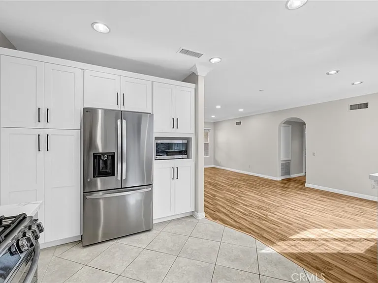 755 S Melrose St — Photo 15