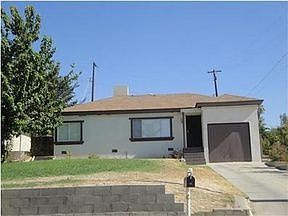 2nd image of 1530 Bernard Pl