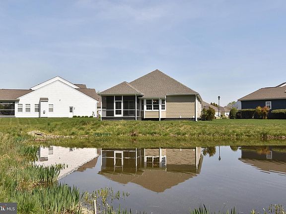 2nd image of 20301 Fleming Cir #83