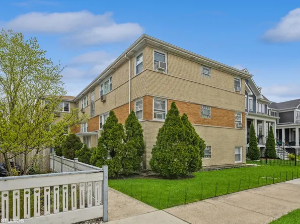 4149 N Tripp Ave APT 8, Chicago, IL 60641