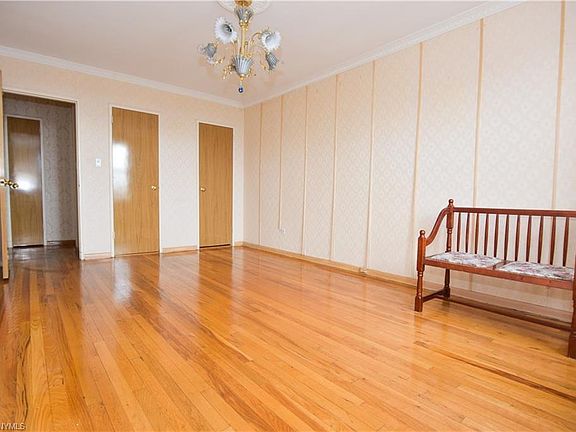 2nd image of 2021 84th St APT 6J