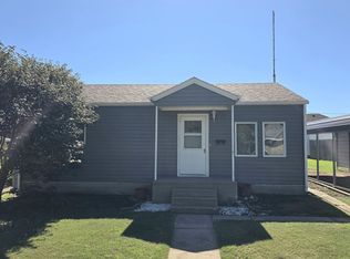 302 E 15th St, Ellis, KS 67637