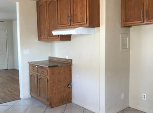 1049 Bay View Ave, Wilmington, CA 90744