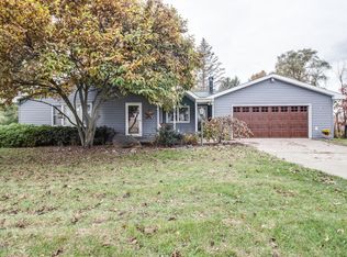 21745 14 Mile Rd, Bellevue, MI 49021