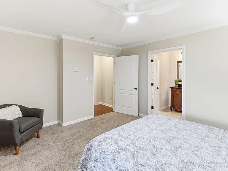 2826 Fox Wood Ln — Photo 14