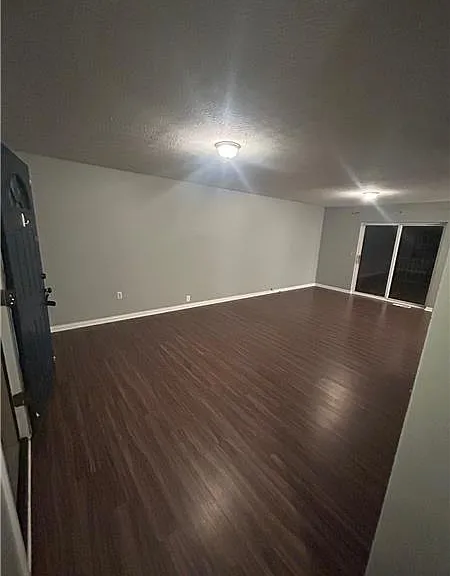 580 Rosebud Cir — Photo 12