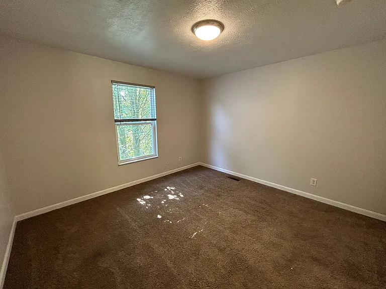 3217 Daytona Ave — Photo 14