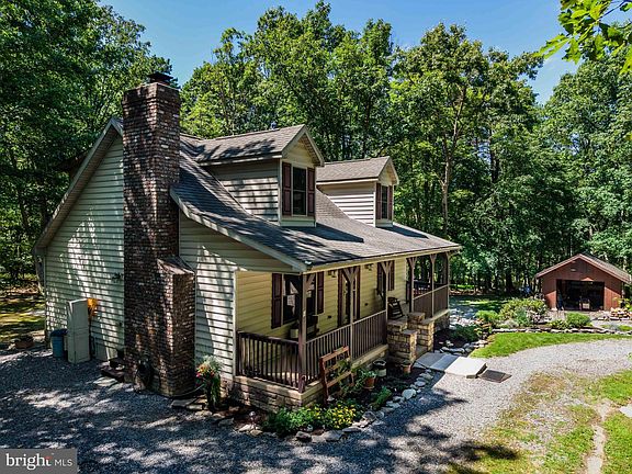 5th image of 6 Forest Ln
