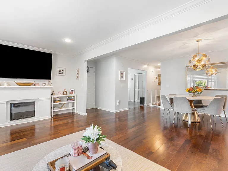 43 Passaic St #2 — Photo 4