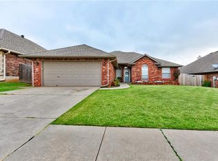 1017 SW 127th Pl, Oklahoma City, OK 73170