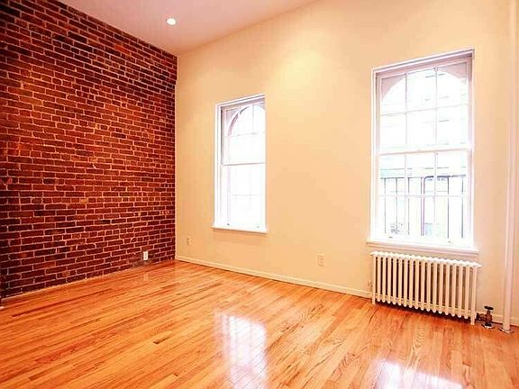 3rd image of 225 E 96th St APT 5FE