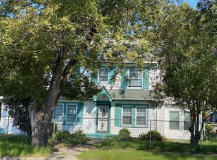 902 W 5th St, Ayden, NC 28513
