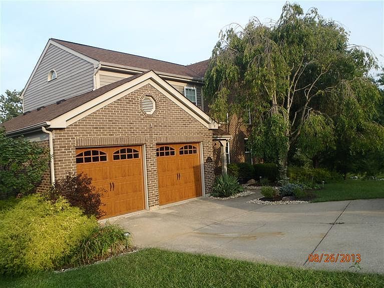1st image of 5 Lake Park Dr