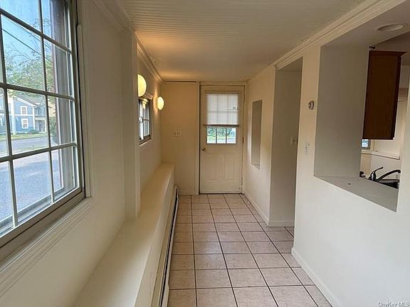 4th image of 48 West St