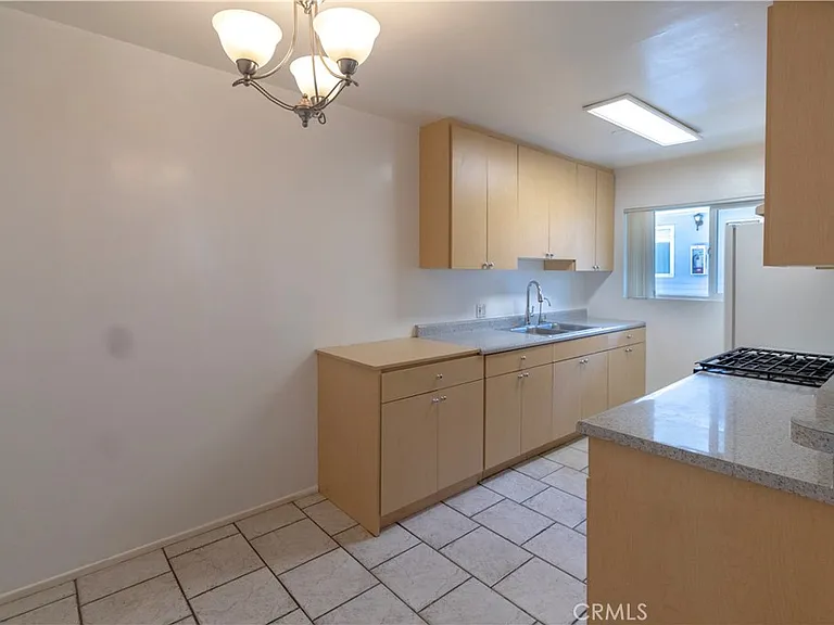331 Cameron Pl #7 — Photo 7