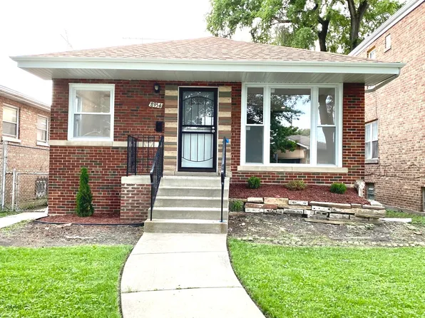(undisclosed Address), Chicago, IL 60617