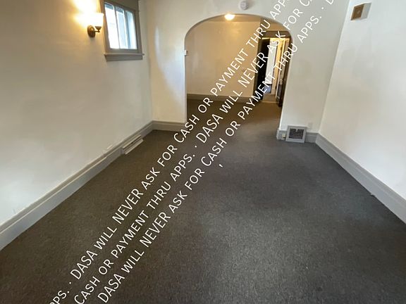 2nd image of 61 Ivanhoe Rd