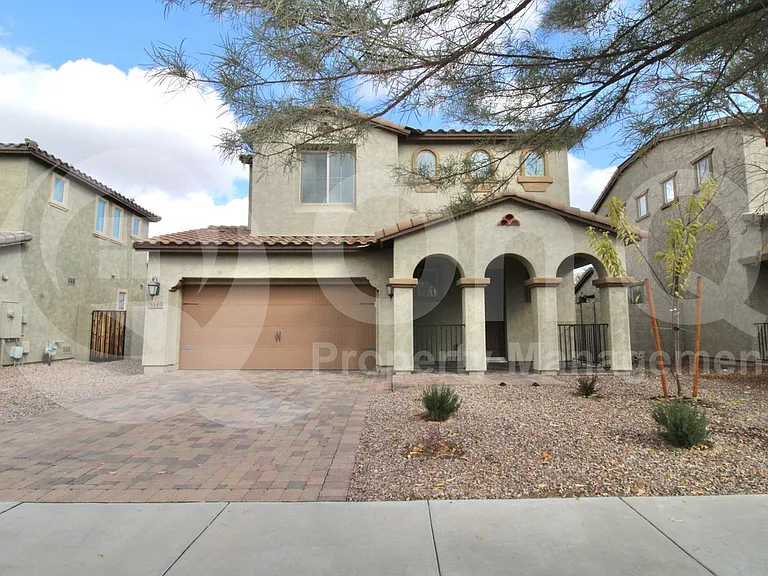 5149 S Moccasin Trl — Photo 1