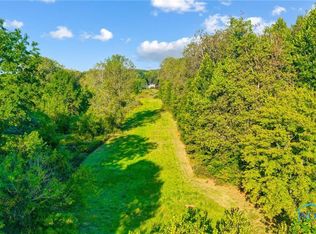 1147 S Crissey Rd, Holland, OH 43528