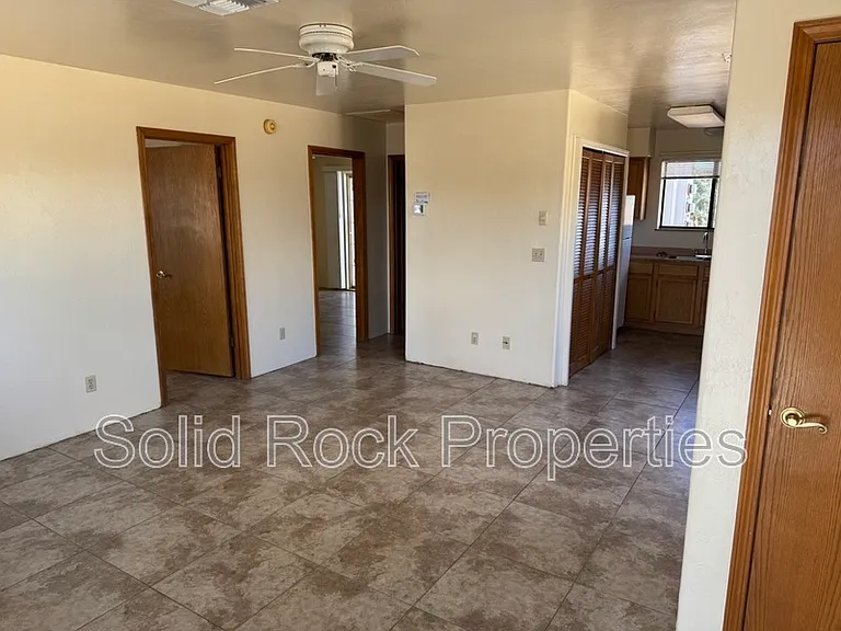 3230 N Victor Rd #C — Photo 10