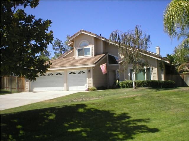 2nd image of 124 Fife Ct