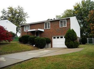 123 Warrencliff Dr, Monaca, PA 15061