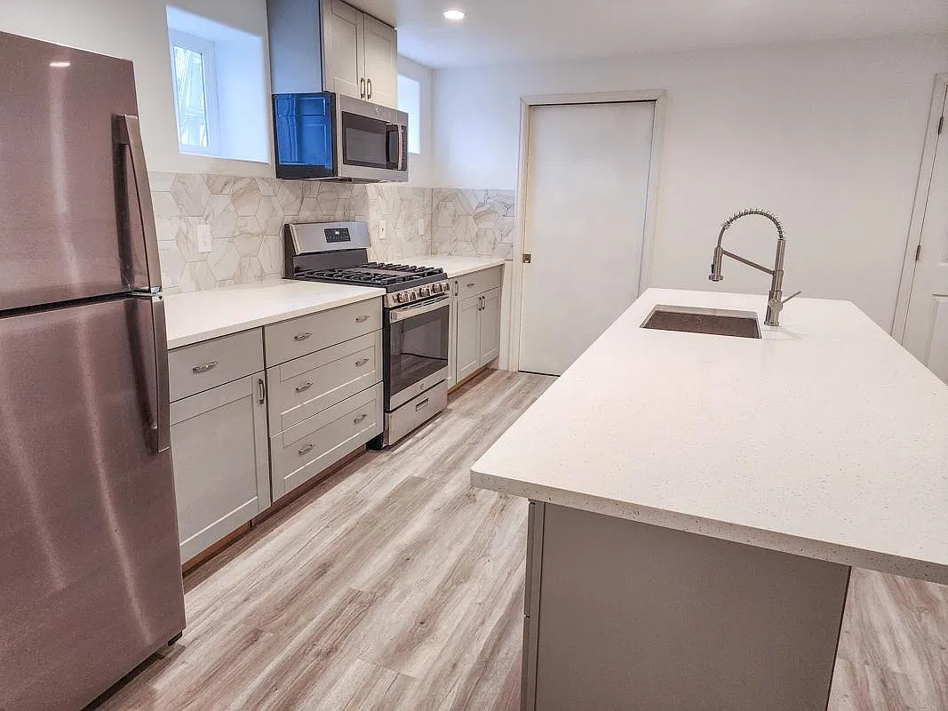 2 bed, 1200 sqft, $1,650 — Photo 2