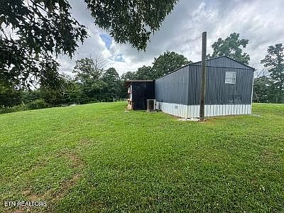 3rd image of 2320 Tennessee #92