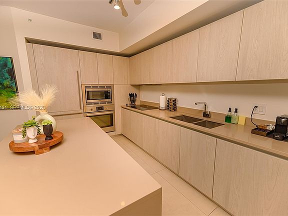 4th image of 4111 S Ocean Dr #1710