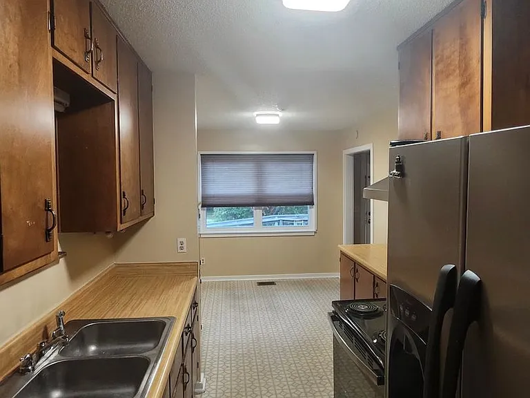 301 Gaile Ave — Photo 29