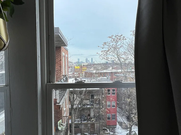 28 Quint Ave #56 — Photo 15