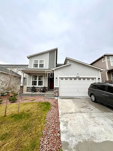 5240 Roundhouse Dr Photo 1