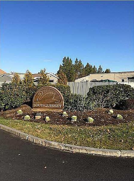 1st image of 80 D Valley Green Ct #D
