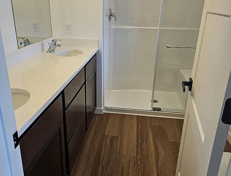 1148 Edington Ave — Photo 5