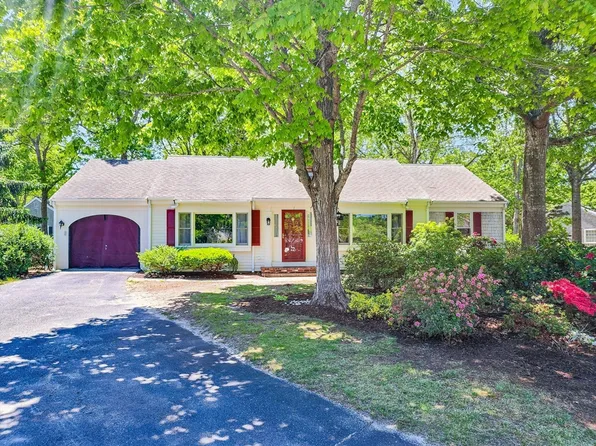 7 Captain Stanley Rd, South Yarmouth, MA 02664