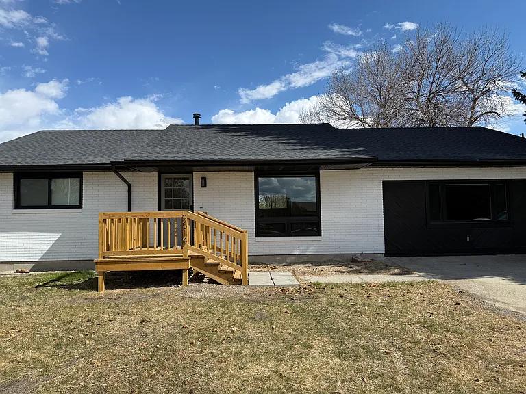 2514 Newton Ave — Photo 7