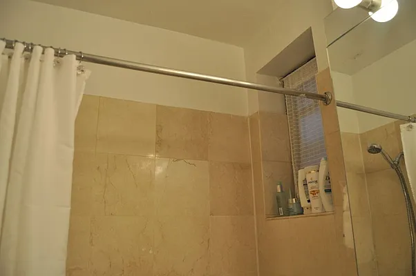 Rented by Sky Management | media 32