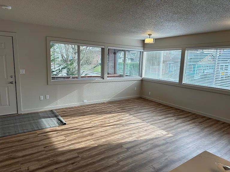 4141 6th Ave #1 — Photo 4