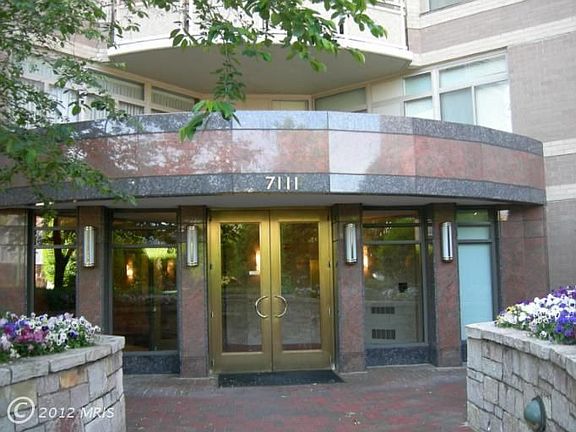 3rd image of 7111 Woodmont Ave APT 809