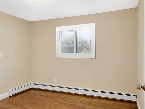 5th image of 15 N 10th St