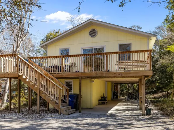 132 Conch Ct, Emerald Isle, NC 28594